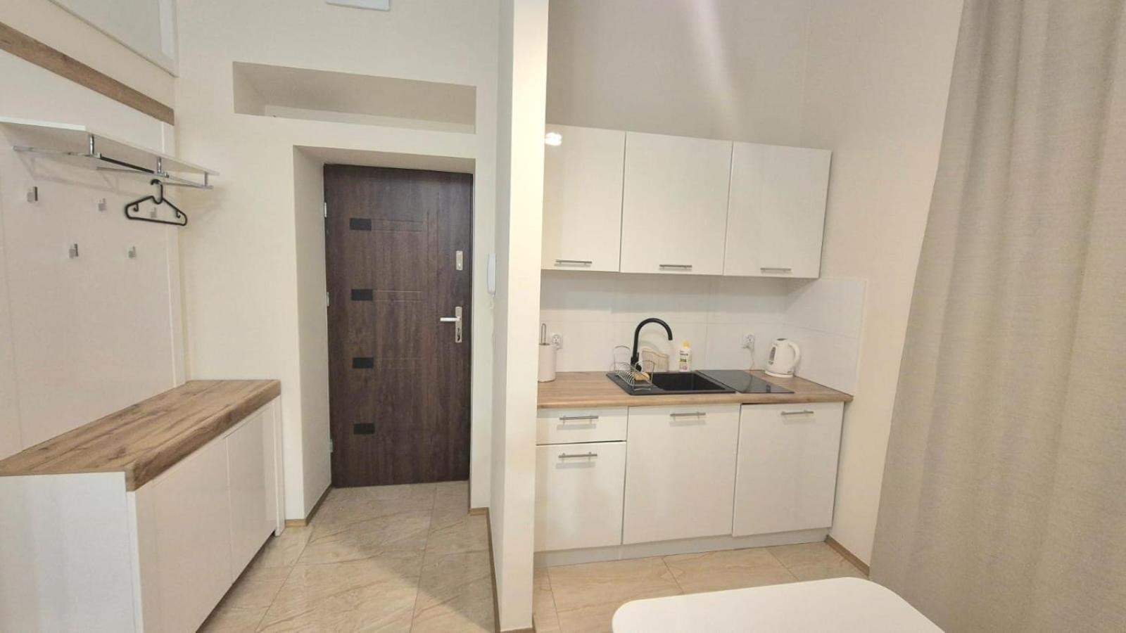 Topolowa Apartament Z Klimatem- Topolowa/Rynek/Pkp Krakow Bagian luar foto